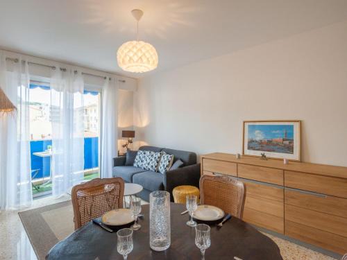 Cagnes-sur-Mer Apartamento | Apartment L'Amiral-1 by Interhome