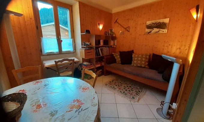 Les Tines Apartamento | Apartamento 'La Mer De Glace' con vistas a la montaña y Wi-Fi