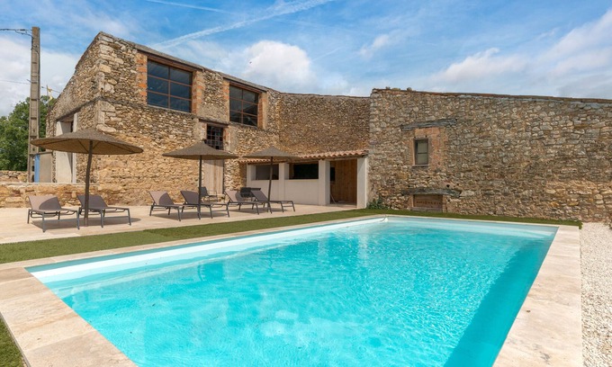 Esparron Apartamento | Apartamento 'La Bergerie' con piscina comunitaria, Wi-Fi y aire acondicionado