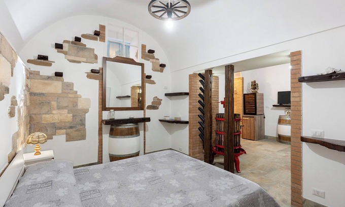 Piazza-Tralia-Pendolo Apartamento | Apartamento 'La Cantina Di Alba E Tramonto' con Wi-Fi y aire acondicionado