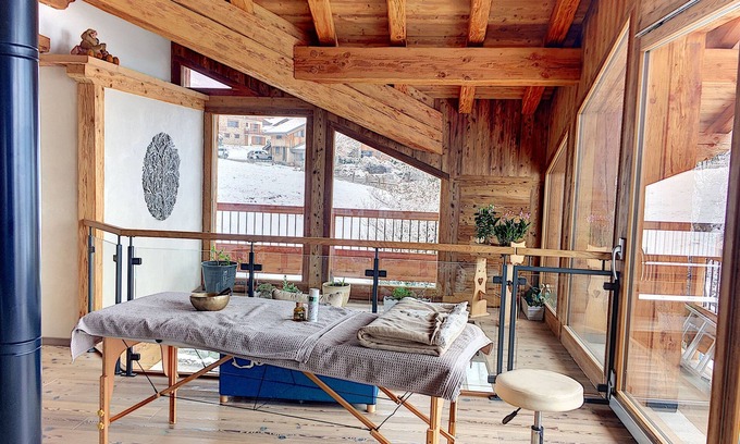 Seez Apartamento | Apartment 'La Grande Étoile' with Mountain View, Private Terrace and Wi-Fi