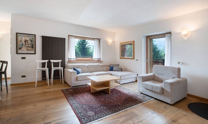 Santa Lucia Apartamento | Apartamento "La Casa di Armando Praimont" con vistas a la montaña, jardín y Wi-Fi