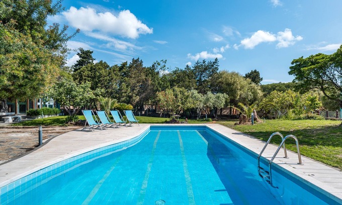 Sas Linnas Siccas Apartamento | Apartamento 'La Vela Rossa' con piscina compartida, Wi-Fi y aire acondicionado