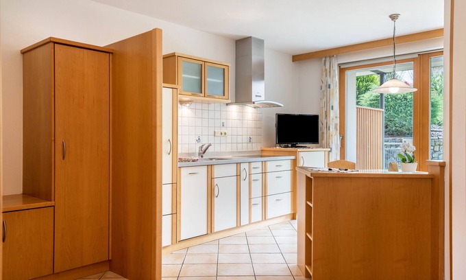 Kastelruth Apartamento | Apartamento 'Lafay 1' con vistas a la montaña, terraza privada y Wi-Fi