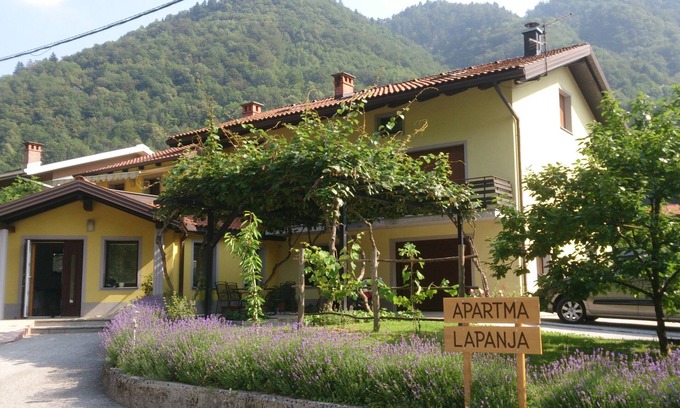 Tolmin Apartamento | Apartamento Lapanja con cuatro habitaciones, para hasta siete personas.