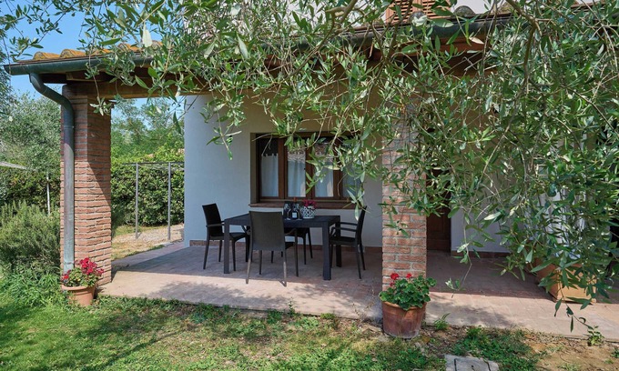 Gavorrano Apartamento | Apartamento 'Le Sugherine - Pozzo' con piscina compartida, Wi-Fi y aire acondicionado