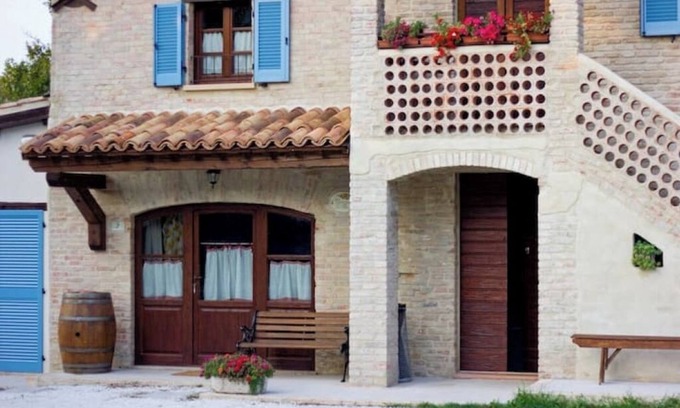 Mondavio Casa | Apartment "Le Rose" - Agriturismo Borgo la Rovere
