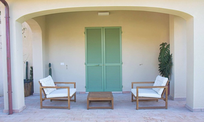 Capalbio Apartamento | Apartamento 'Leccino' con piscina compartida, Wi-Fi y aire acondicionado