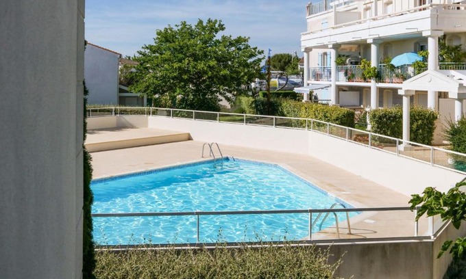 Vaux-sur-Mer Apartamento | Apartment Les Hautes Folies-8 by Interhome