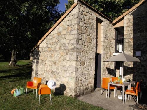 Chambonas Apartamento | Apartment Les Vans-Cottage 3 pièces 6 personnes by Interhome