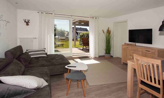 Holthausen Apartamento | Apartamento 'Lieblingsplatz' con terraza privada, jardín compartido y Wi-Fi