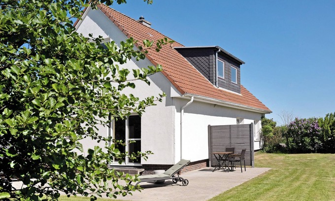 Schleswig-Holstein North Sea Coast Apartamento | Apartamento 'Links' con terraza privada y jardín privado
