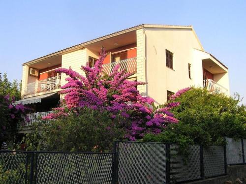 Loviste Apartamento | Apartment Ljube