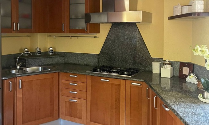 Arvier Apartamento | Apartamento "Lo Soleil" con vistas a la montaña, jardín y Wi-Fi