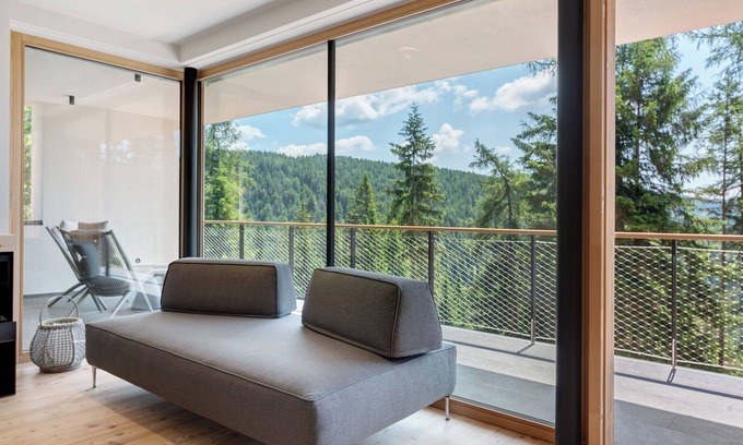Avelengo Apartamento | Apartamento 'Lodge Pinus Cembra' con vistas a la montaña, terraza privada y Wi-Fi