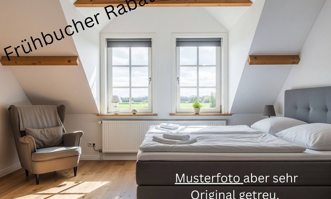 Niederemmel Apartamento | Apartment - Loft Apartment, 160 qm², balcony, parking lot, modern, up to 8 pers.
