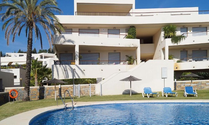 Marbella Apartamento | Apartment Lomas de Los Monteros by Interhome
