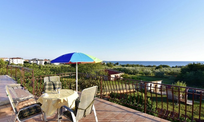 Zambratija Apartamento | Apartment Luciana2 sea view terrace, barbecue, Wi-Fi, parking space