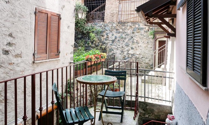 Dongo Apartamento | Apartment Ludovica by Interhome