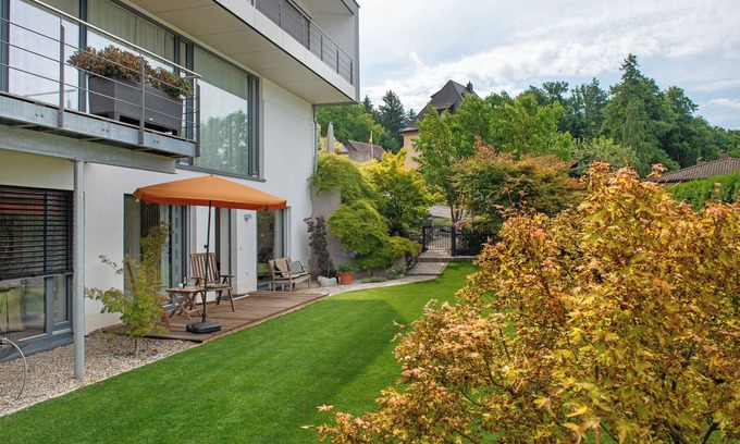 Unteruhldingen Apartamento | Apartamento 'Meili's Haus' con terraza privada, jardín privado y Wi-Fi
