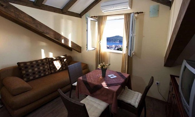 Gornji Kono Apartamento | Apartment Magic - One Bedroom Apartment with Sea View