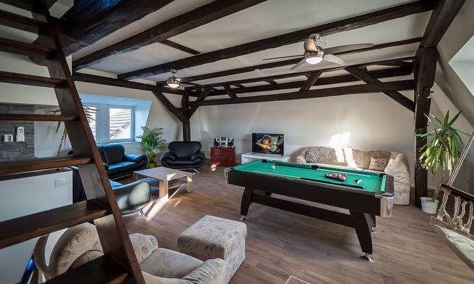 Hoyerswerda Apartamento | Apartment 'Maisonettewohnung Im Seenland' with Wi-Fi