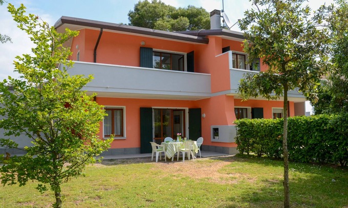 Bibione Lido dei Pini Apartamento | Apartamento Maitè by Interhome