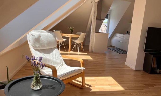 Siska District Apartamento | Apartment Malina - free private parking