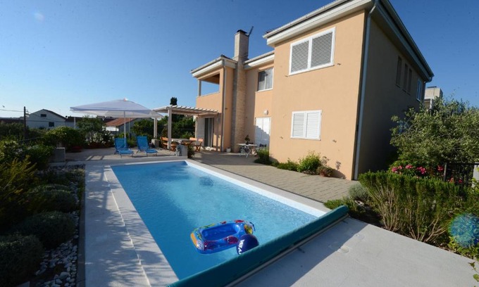 Petrcane Apartamento | Apartment Mara