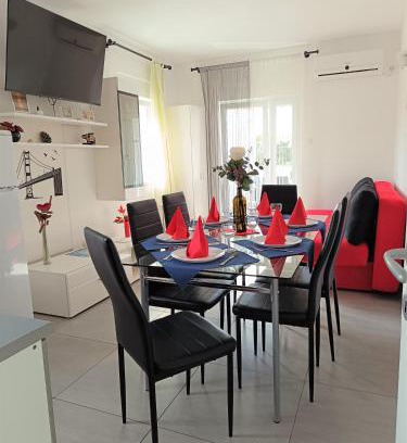 Zrce Apartamento | Apartment Mario, Novalja
