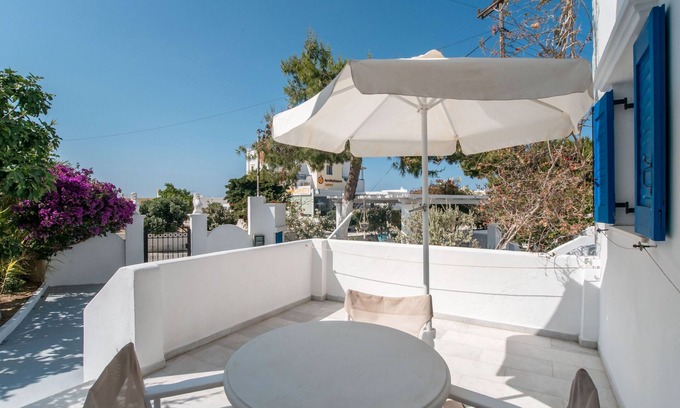 Mikri Vigla Apartamento | Apartamento 'Maroulis Studios - Studio 1' con jardín privado, Wi-Fi y aire acondicionado.