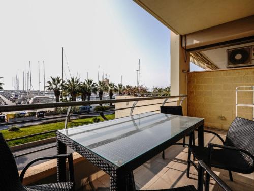 Santo Stefano al Mare Apartamento | Apartment Marta by Interhome