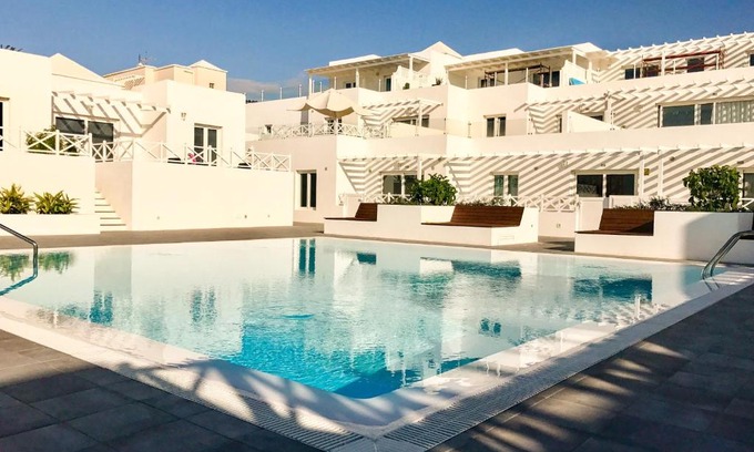 Playa del Cable Apartamento | Apartment Marta