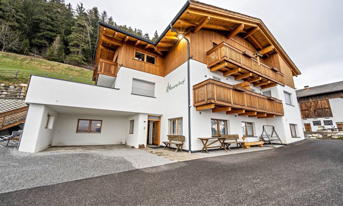 Vandoies Apartamento | Apartamento "Maurerhof Abendrot" con vistas a la montaña, terraza privada y Wi-Fi