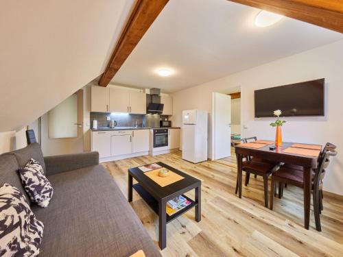 Rudnik Apartamento | Apartment Meda by Interhome