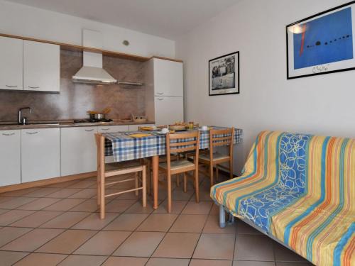 Rosapineta Apartamento | Apartment Mediterraneo-1 by Interhome