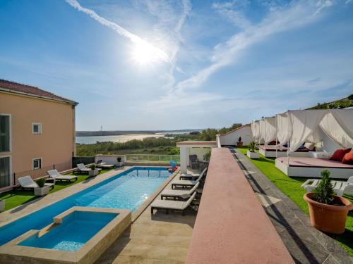 Dinjiska Apartamento | Apartment Melandura-8 by Interhome