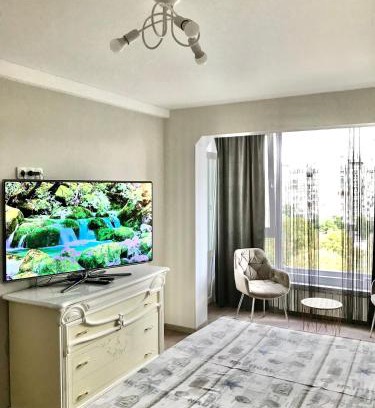 Obolon' Apartamento | Apartment Metro Minska