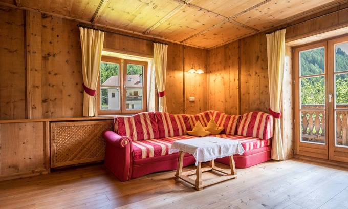 Anterselva Apartamento | Apartamento 'Mitterbruggehof Alpenrose' con vistas a la montaña, jardín compartido y Wi-Fi