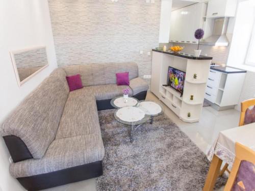 Kobas Apartamento | Apartment Moja - Two Bedroom Apartment with Terrace