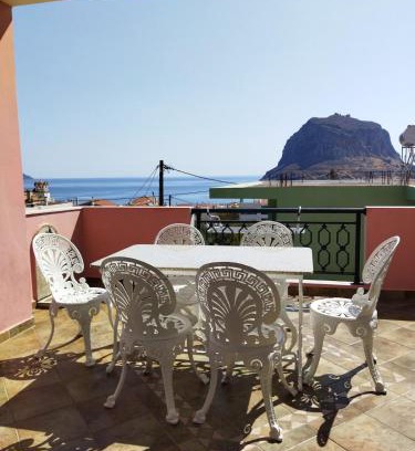 Monemvasia Apartamento | Apartment Monemvasia, Vlassis Home