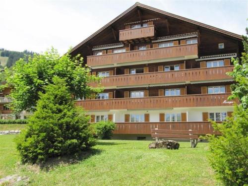 Schoenried Apartamento | Apartment Monique Nr- 1 by Interhome