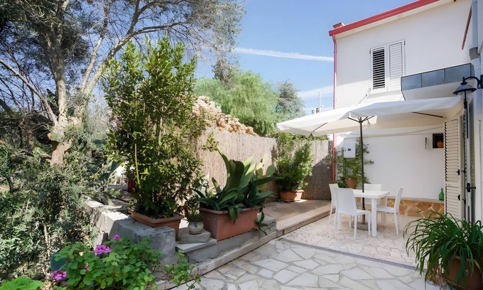 Otranto Apartamento | Apartamento 'Monolocale' con vistas al lago, Wi-Fi y aire acondicionado
