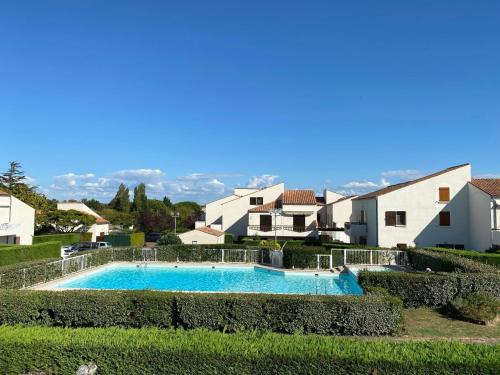 Saint-Palais-sur-Mer Apartamento | Apartment Moulin de la Brunette-4 by Interhome