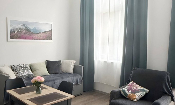 Aue Apartamento | Apartment 'Murihaus' with Private Terrace and Wi-Fi