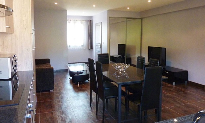 Prades Apartamento | Apartamento N ° 4 CON PARKING PRIVADO - AIRE ACONDICIONADO reversible