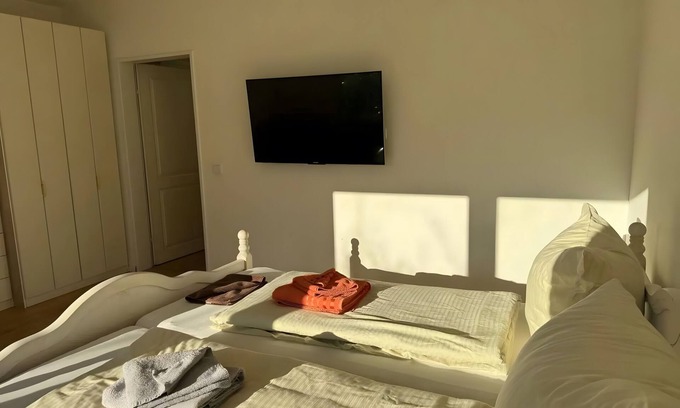 Neuhof Apartamento | Apartment 'Nr 5c' with Shared Garden and Wi-Fi
