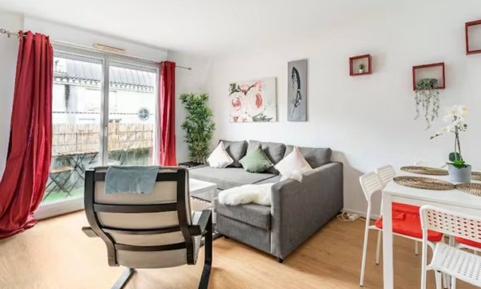 Cergy Apartamento | Apartamento-Moderno-Baño con bañera-Terraza-Cergy by Servall