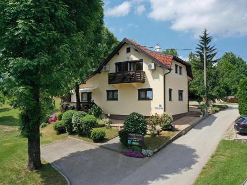 Seliste Dreznicko Apartamento | Apartment near Plitvička Lake and Korana River