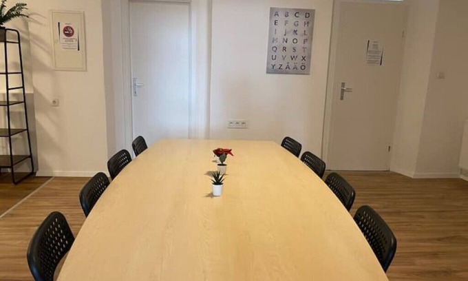 Deutsch Wagram Apartamento | Apartment near the station